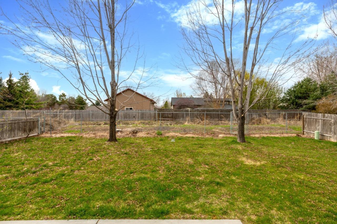 Hello Dolly! 3 Beds, 2 Bath, 2 Tv'S, Fireplace, Quiet Neighborhood In Star, Id Minutes From Walking Trails And River Views 이글 외부 사진